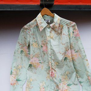 Woman's Silky Shimmery Floral Blouse